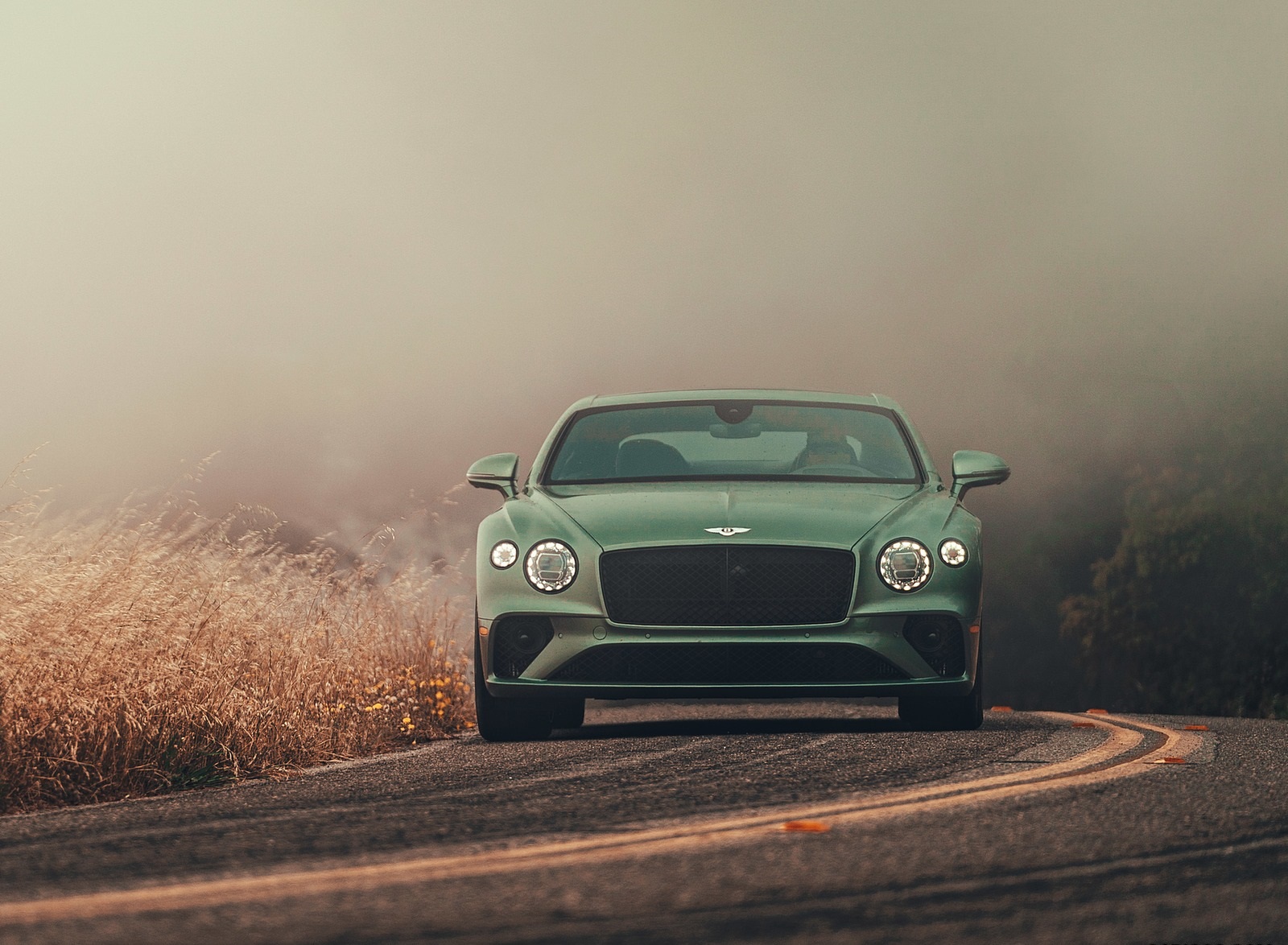 2020 Bentley Continental GT V8 Coupe Front Wallpapers #56 of 135