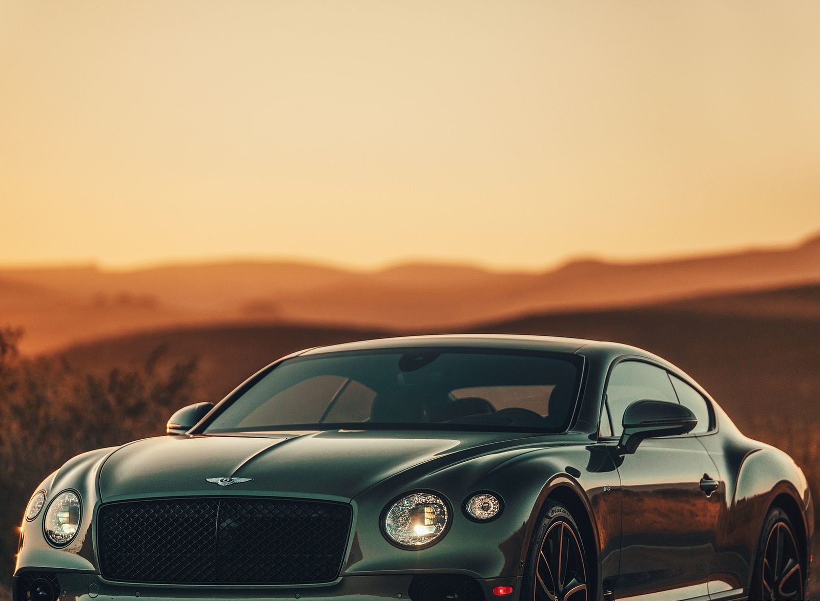 2020 Bentley Continental GT V8 Coupe Front Wallpapers #81 of 135