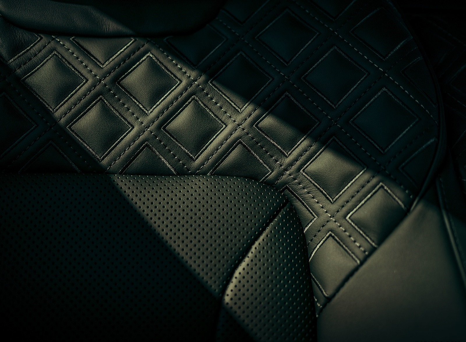 2020 Bentley Continental GT V8 Coupe Interior Detail Wallpapers #117 of 135