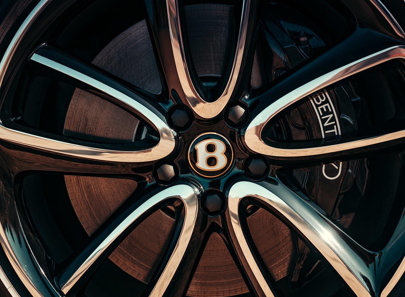 2020 Bentley Continental GT V8 Coupe Wheel Wallpapers #28 of 135