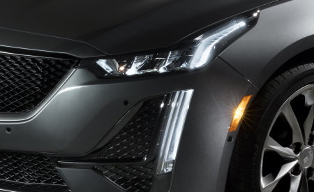 2020 Cadillac CT5 Headlight Wallpapers 450x275 (23)