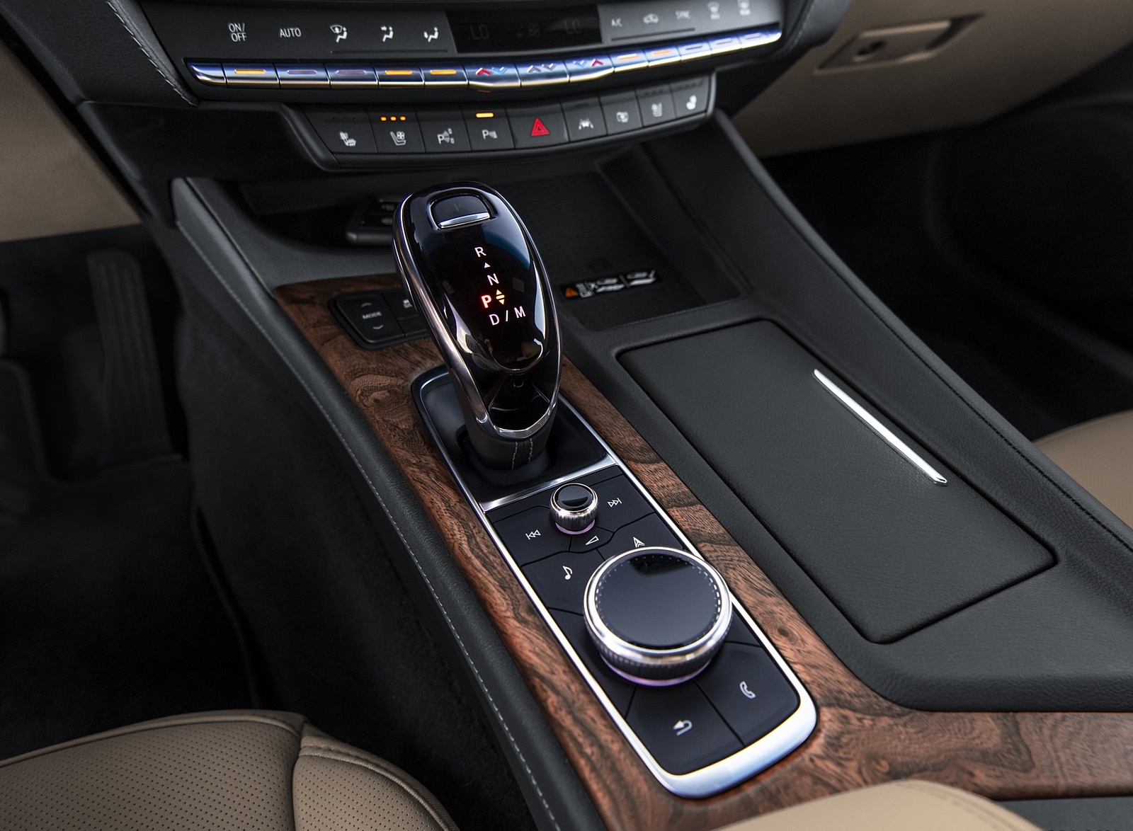 2020 Cadillac CT5 Premium Luxury Central Console Wallpapers #13 of 29