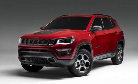 2020 Jeep Compass PHEV Front Three-Quarter Wallpapers 450x275 (3)