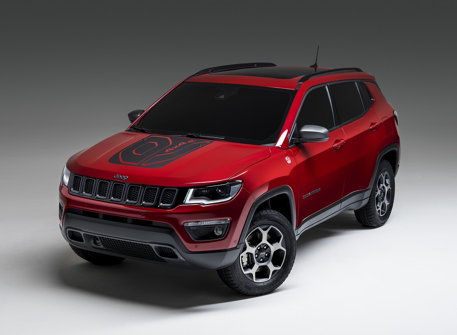 2020 Jeep Compass PHEV Front Three-Quarter Wallpapers #1 of 10