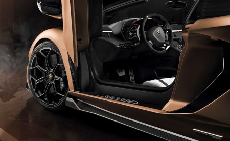 2020 Lamborghini Aventador SVJ Roadster Interior Seats Wallpapers 450x275 (18)