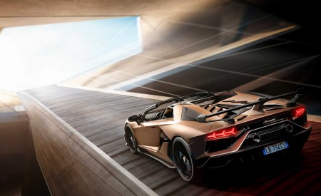 2020 Lamborghini Aventador SVJ Roadster Rear Three-Quarter Wallpapers 450x275 (3)