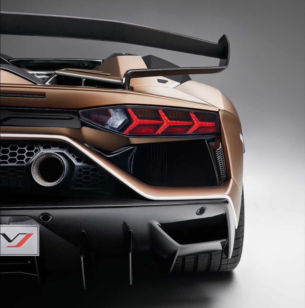 2020 Lamborghini Aventador SVJ Roadster Tail Light Wallpapers #21 of 35