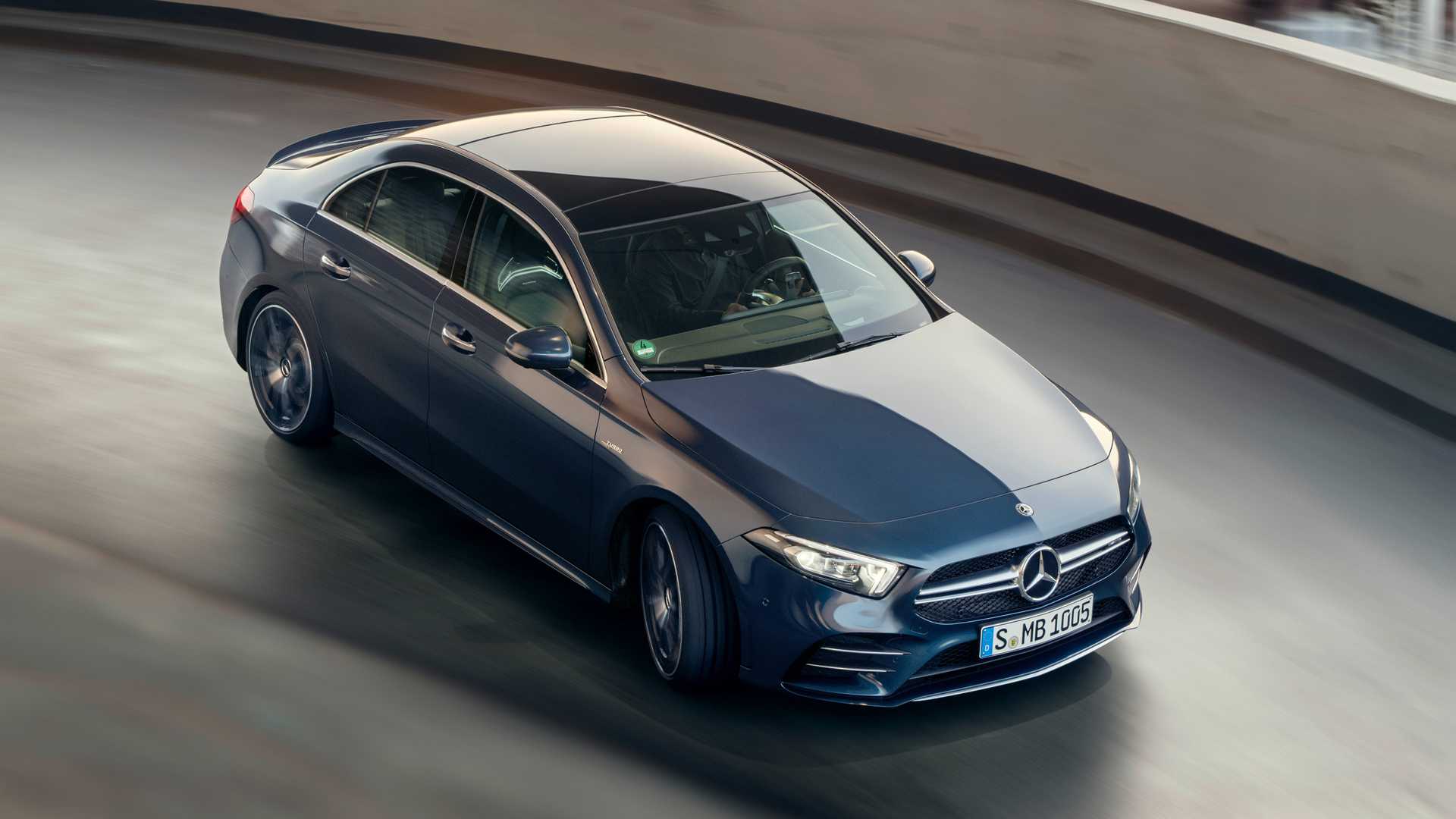 2020 Mercedes-AMG A 35 Sedan Top Wallpapers #82 of 101