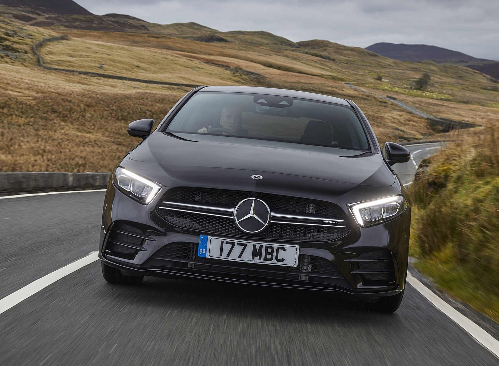 2020 Mercedes-AMG A 35 Sedan (UK-Spec) Front Wallpapers #15 of 101