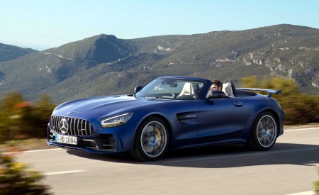 2020 Mercedes-AMG GT R Roadster Front Three-Quarter Wallpapers 450x275 (124)