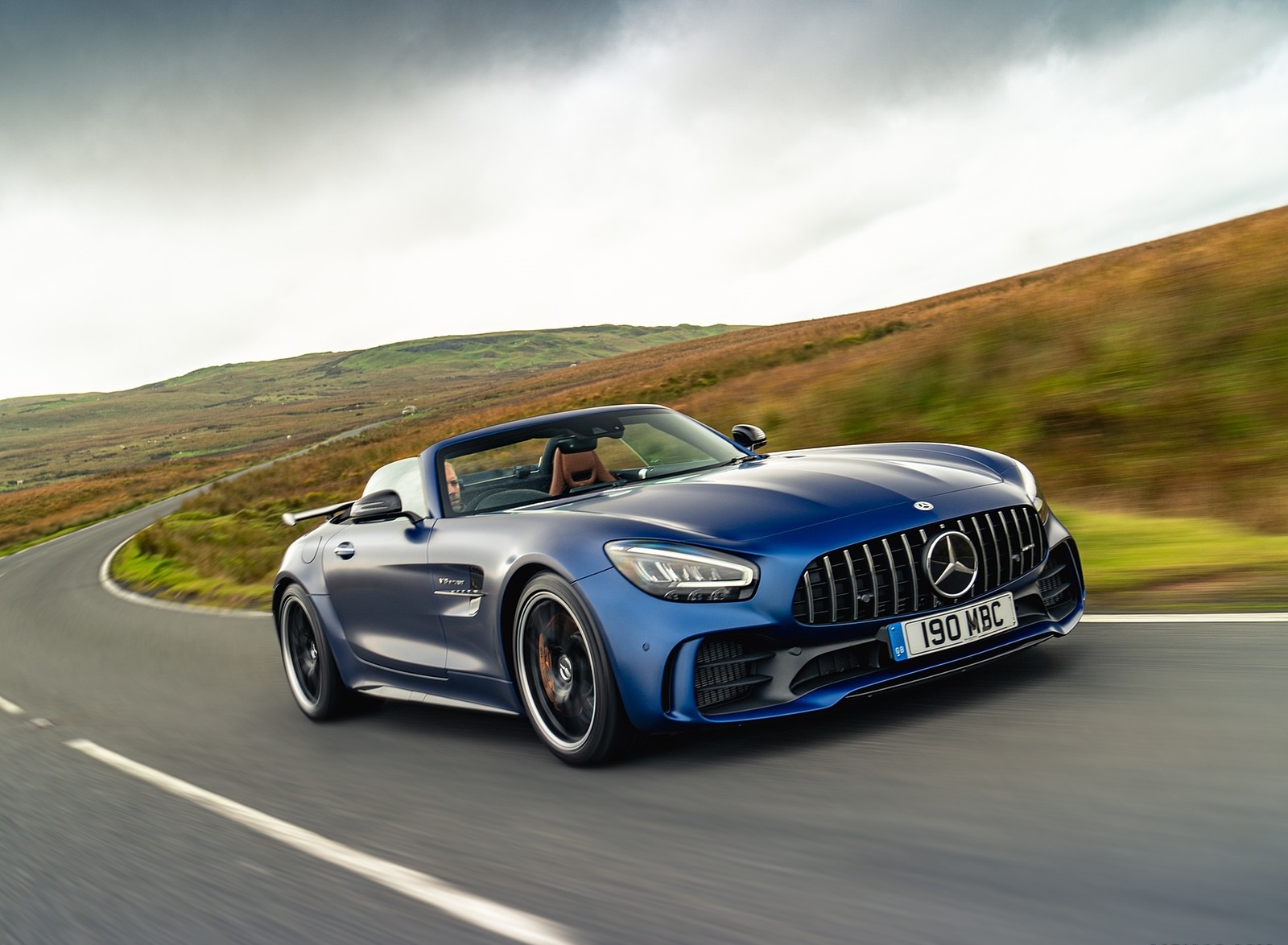 2020 Mercedes-AMG GT R Roadster (UK-Spec) Front Three-Quarter Wallpapers #12 of 150