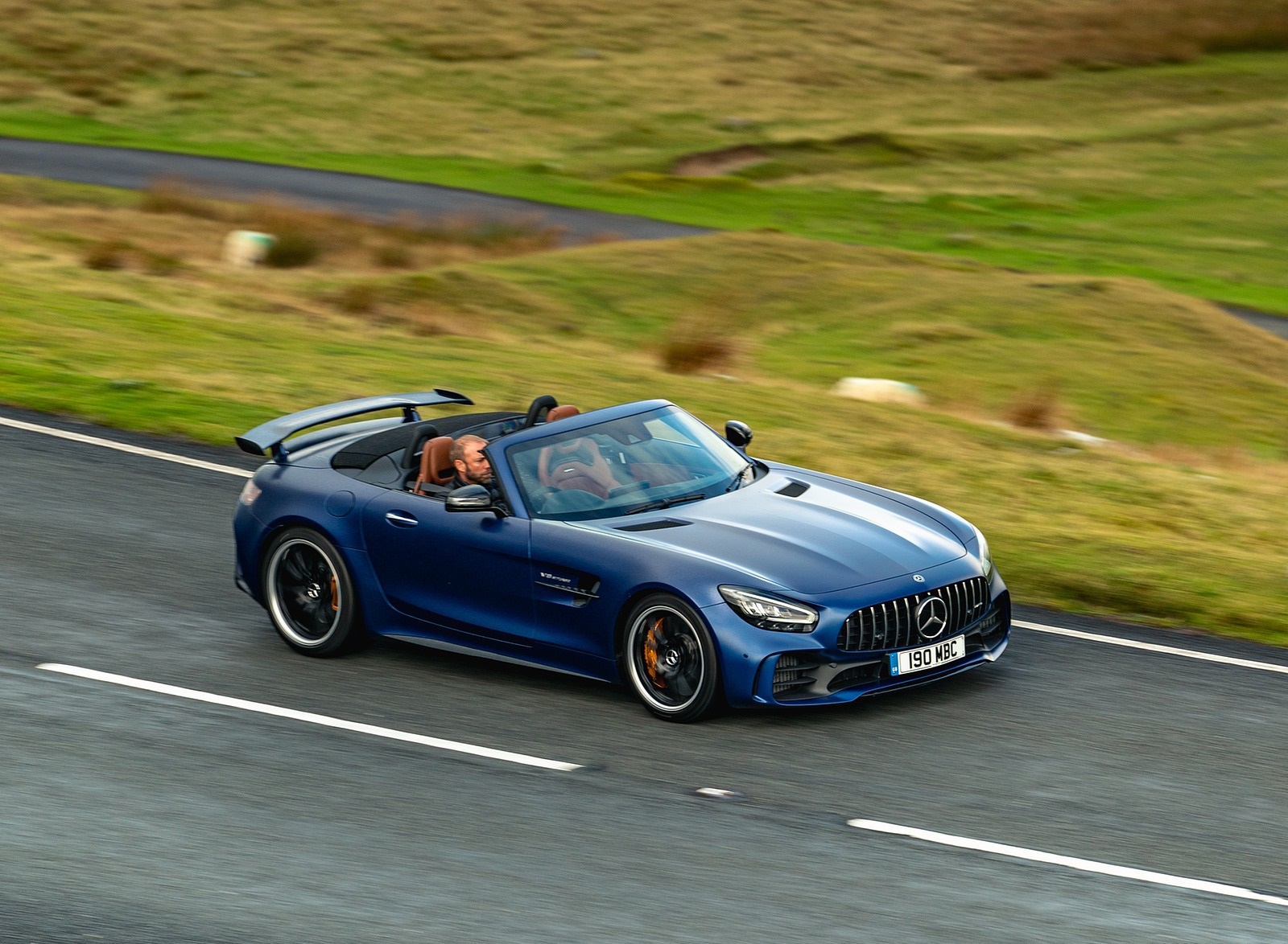 2020 Mercedes-AMG GT R Roadster (UK-Spec) Front Three-Quarter Wallpapers #37 of 150