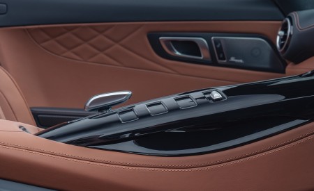 2020 Mercedes-AMG GT R Roadster (UK-Spec) Interior Detail Wallpapers 450x275 (110)