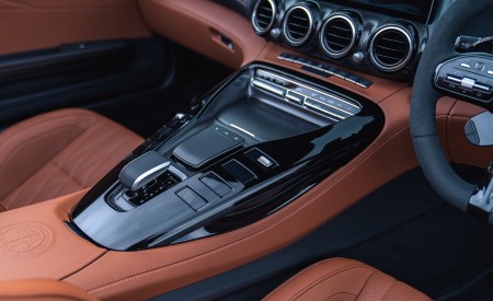 2020 Mercedes-AMG GT R Roadster (UK-Spec) Interior Detail Wallpapers 450x275 (116)