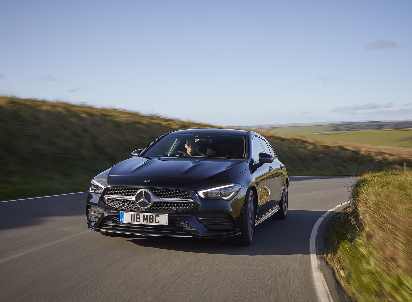 2020 Mercedes-Benz CLA 220 Shooting Brake (UK-Spec) Front Wallpapers (9)