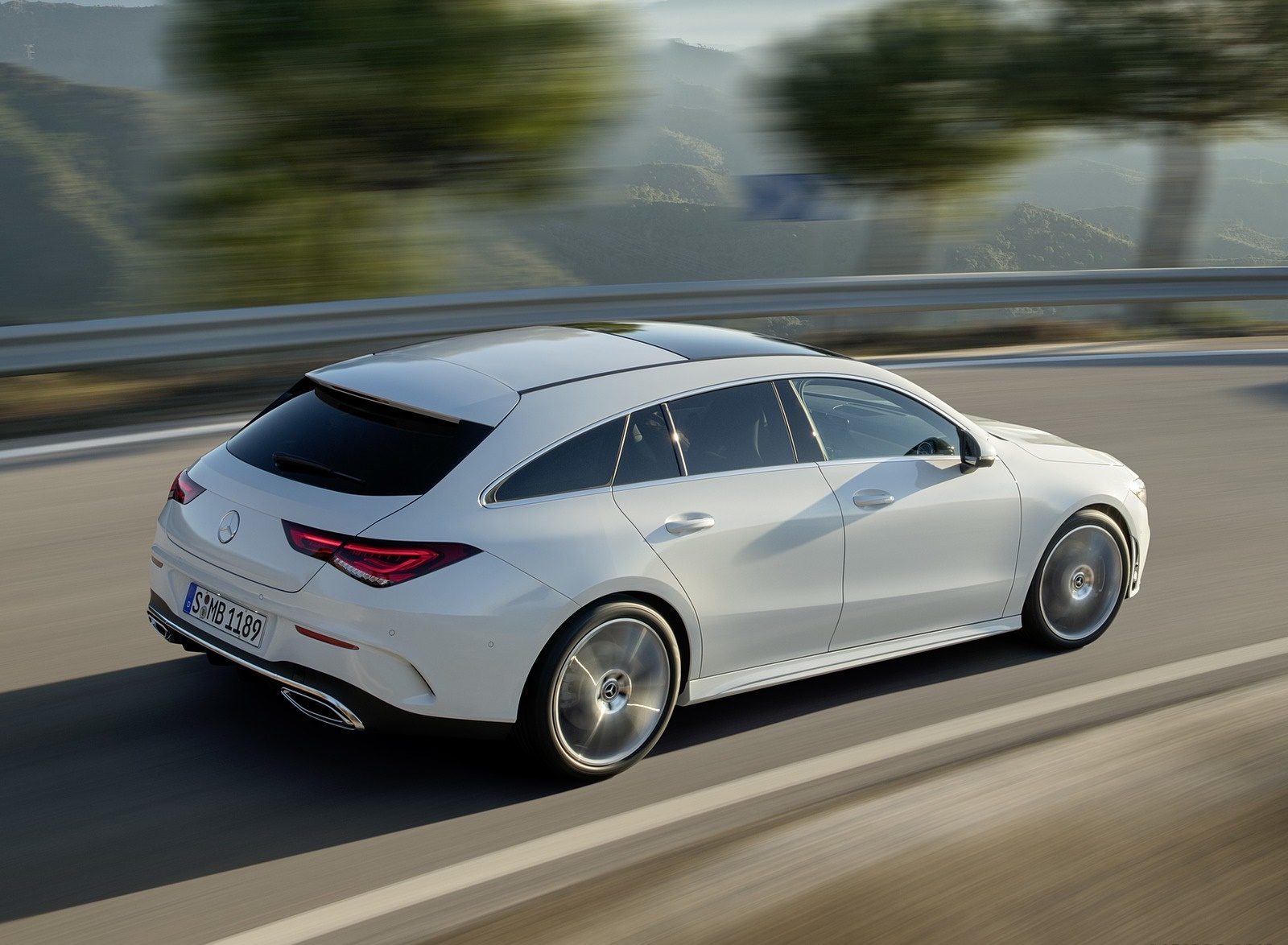 2020 Mercedes-Benz CLA Shooting Brake AMG-Line (Color: Digital White) Rear Three-Quarter Wallpapers #65 of 104