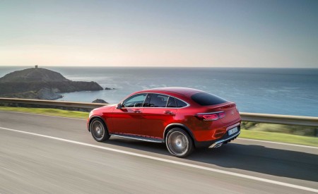 2020 Mercedes-Benz GLC 300 Coupe 4MATIC (Color: Designo Hyacinth Red Metallic) Rear Three-Quarter Wallpapers 450x275 (76)