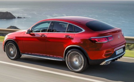 2020 Mercedes-Benz GLC 300 Coupe 4MATIC (Color: Designo Hyacinth Red Metallic) Rear Three-Quarter Wallpapers 450x275 (78)