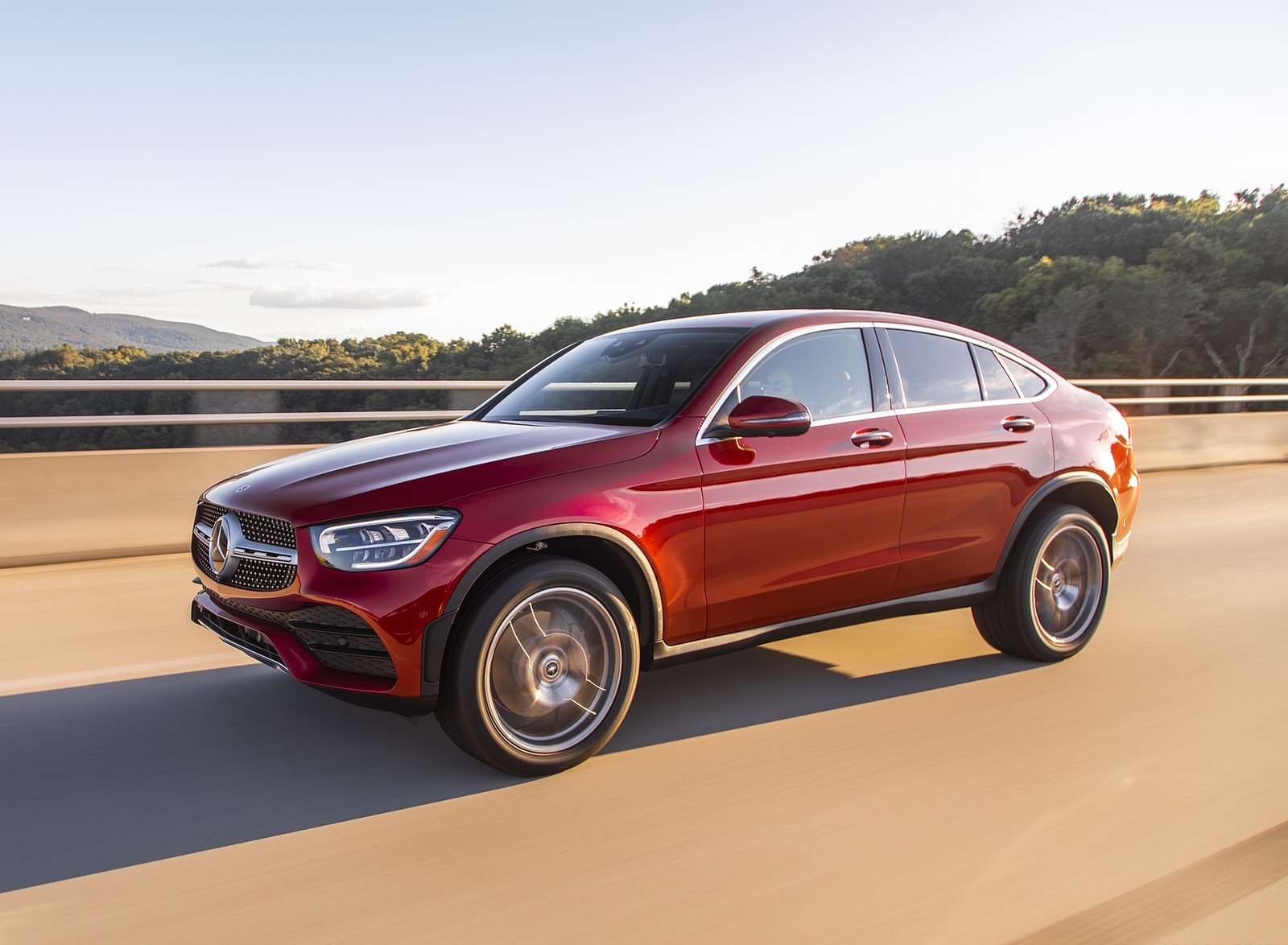 2020 Mercedes-Benz GLC 300 Coupe (US-Spec) Front Three-Quarter Wallpapers (6)