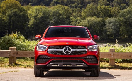 2020 Mercedes-Benz GLC 300 Coupe (US-Spec) Front Wallpapers 450x275 (17)