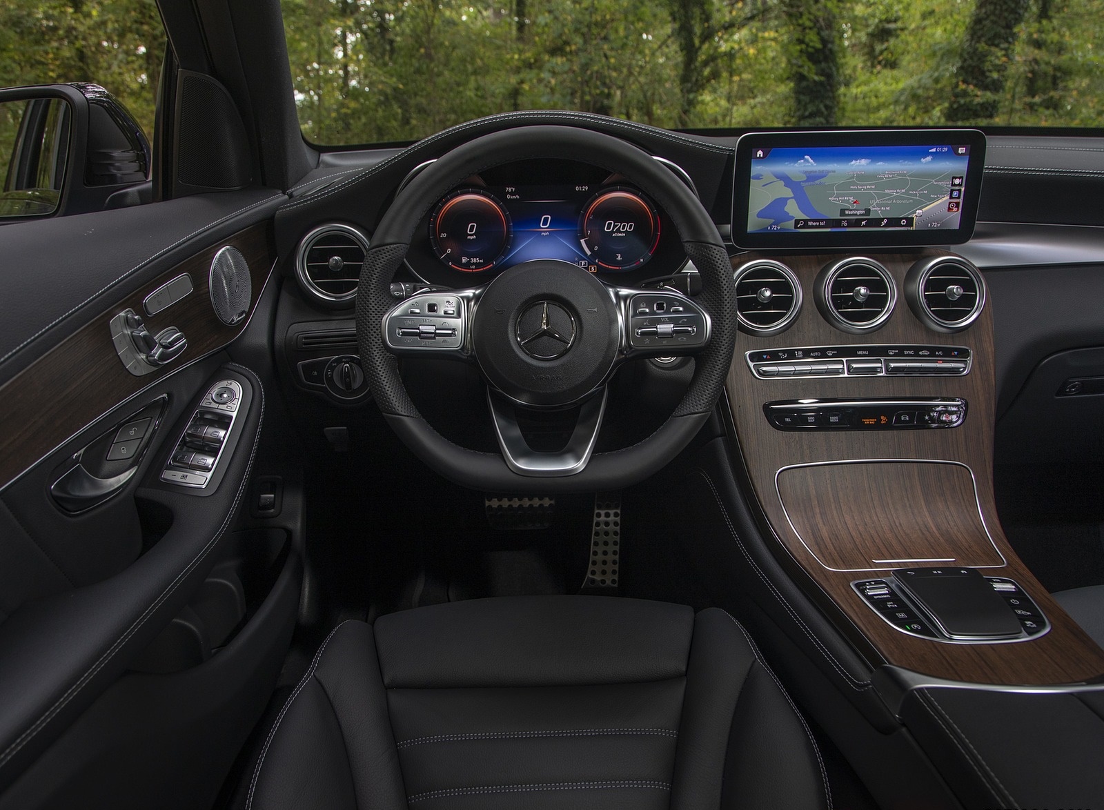 2020 Mercedes-Benz GLC 300 (US-Spec) Interior Cockpit Wallpapers #21 of 62