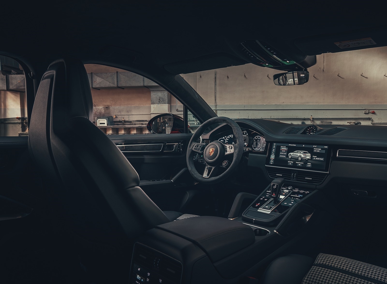 2020 Porsche Cayenne Coupe Interior Wallpapers #212 of 212