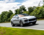 2020 Porsche Cayenne S Coupé (Color: Dolomite Silver Metallic) Front Three-Quarter Wallpapers 150x120