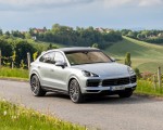 2020 Porsche Cayenne S Coupé (Color: Dolomite Silver Metallic) Front Three-Quarter Wallpapers 150x120 (89)