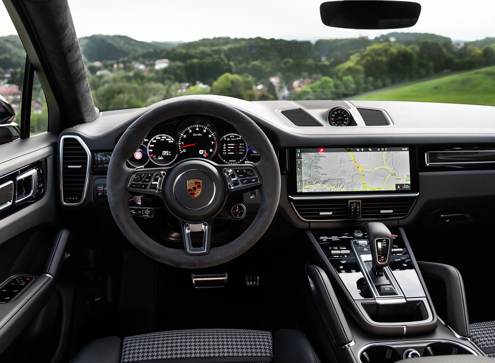 2020 Porsche Cayenne Turbo Coupe (Color: Lava Orange) Interior Cockpit Wallpapers #49 of 94