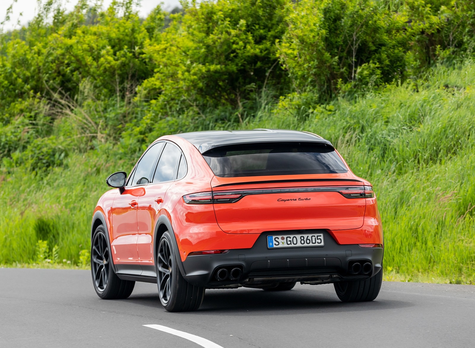 2020 Porsche Cayenne Turbo Coupe (Color: Lava Orange) Rear Wallpapers #39 of 94