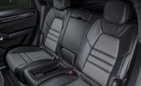 2020 Porsche Cayenne Turbo Coupe (UK-Spec) Interior Rear Seats Wallpapers 450x275 (72)