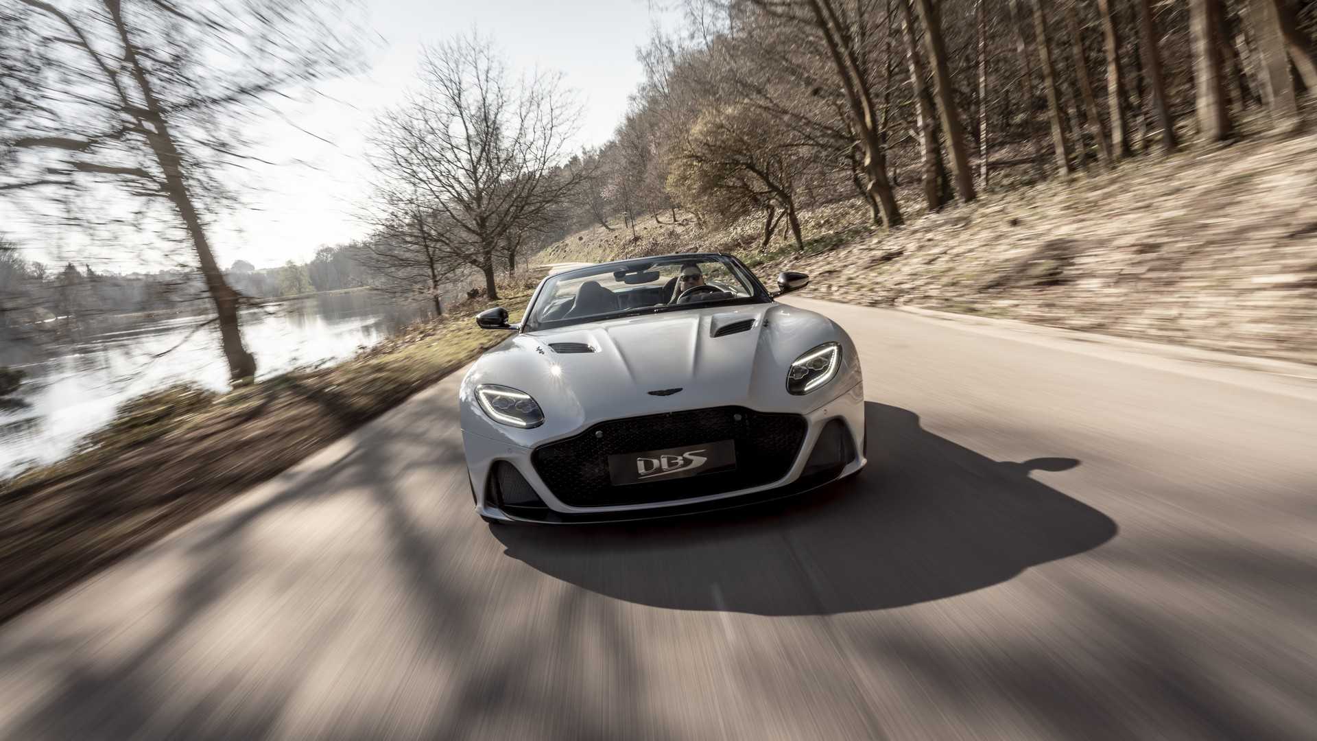 2019 Aston Martin DBS Superleggera Volante Front Wallpapers #3 of 13