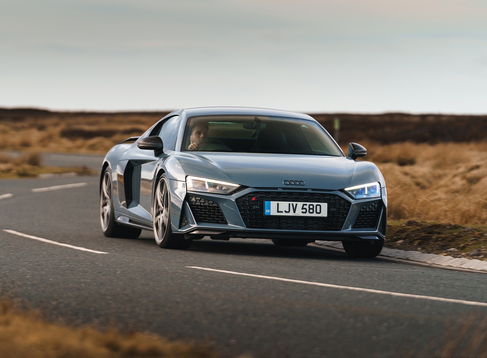 2019 Audi R8 V10 Coupe Performance quattro (UK-Spec) Front Wallpapers #108 of 199