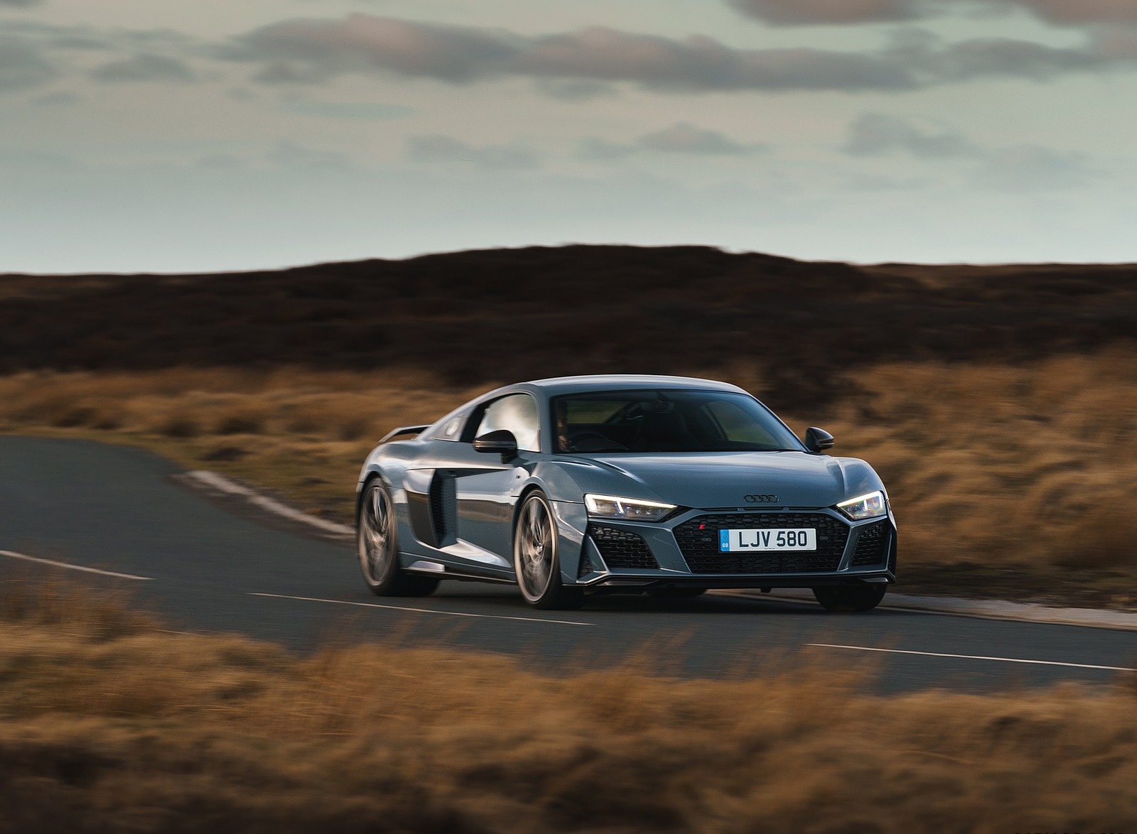 2019 Audi R8 V10 Coupe Performance quattro (UK-Spec) Front Wallpapers #109 of 199