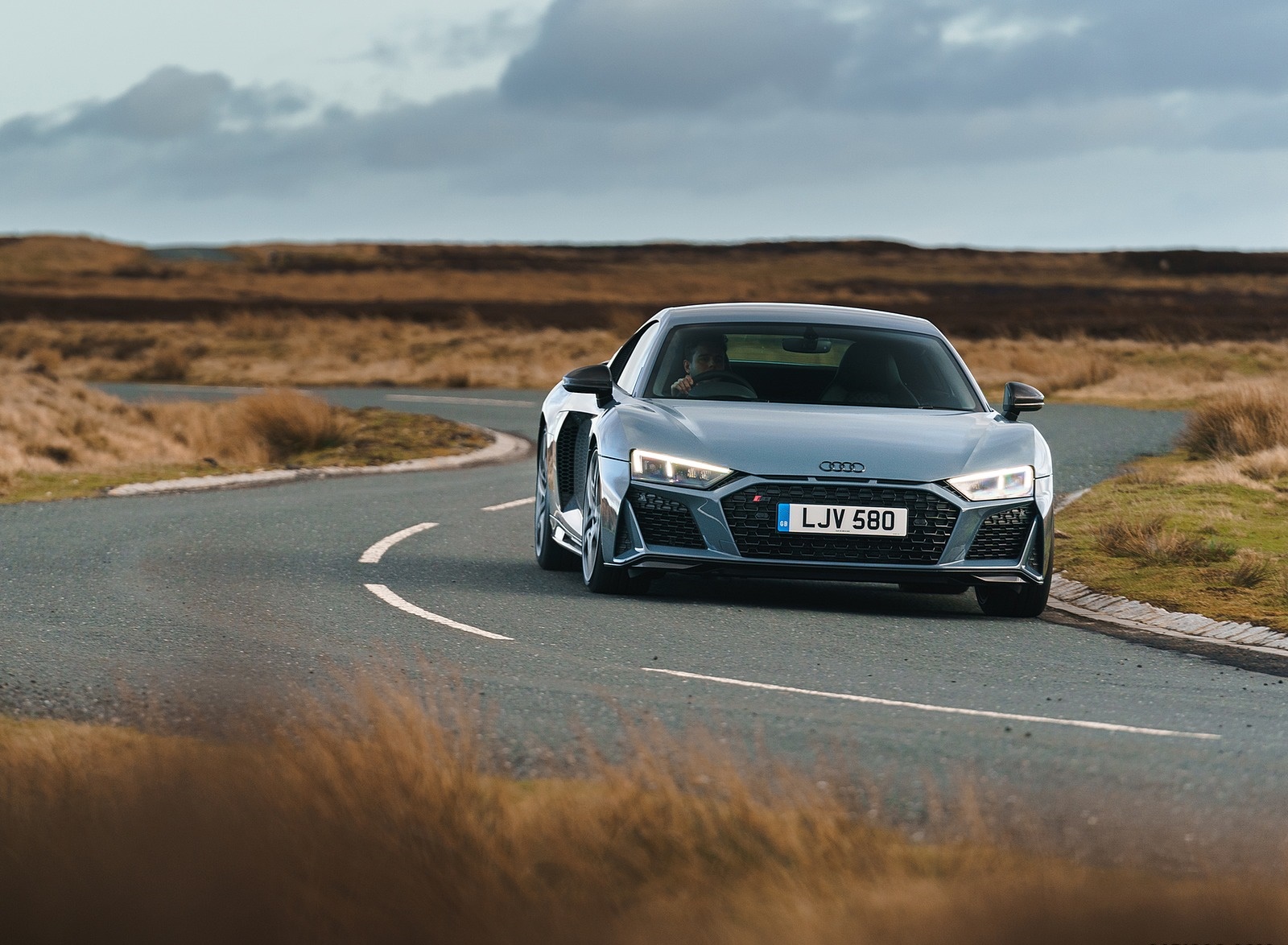 2019 Audi R8 V10 Coupe Performance quattro (UK-Spec) Front Wallpapers #124 of 199