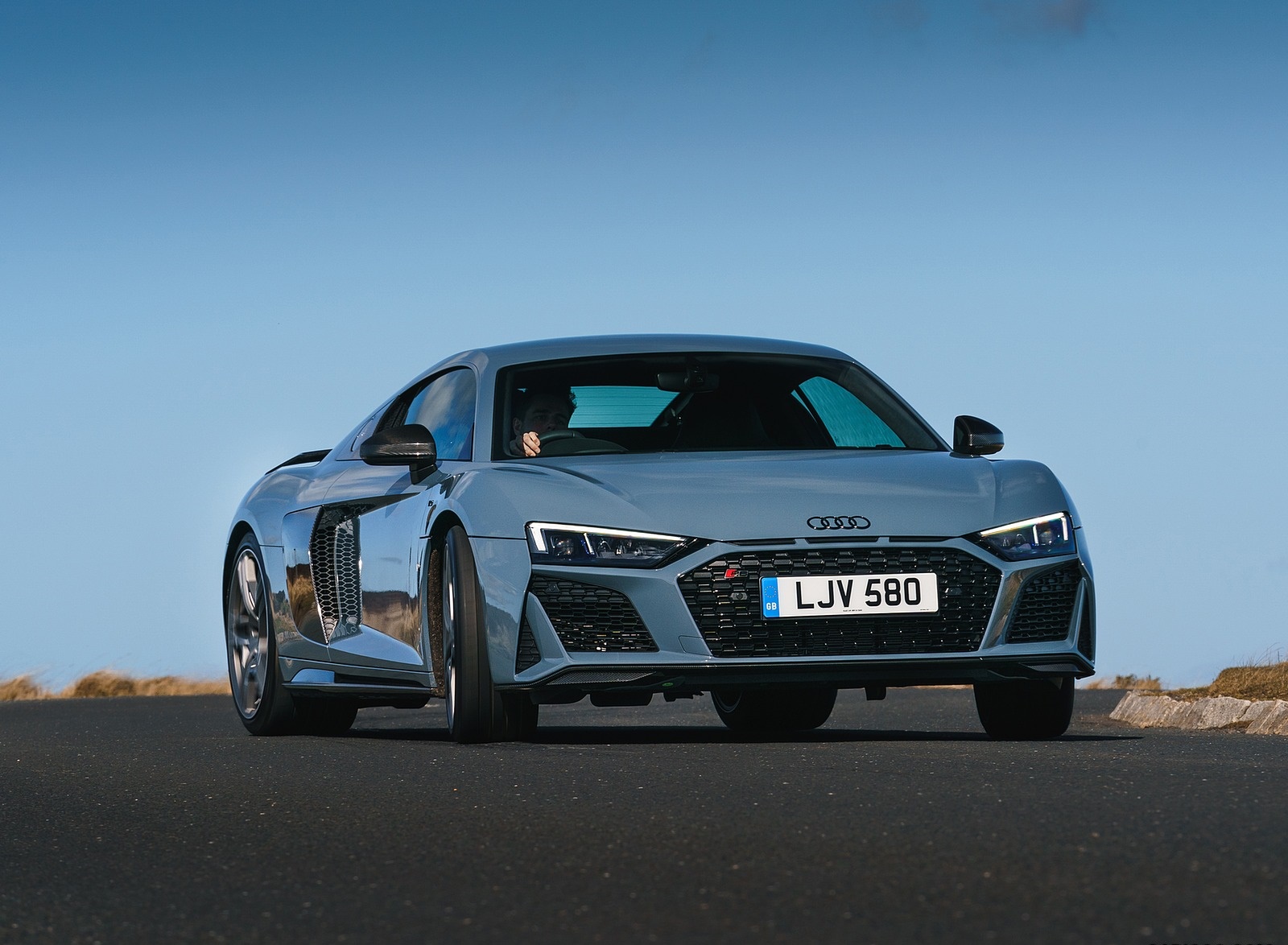 2019 Audi R8 V10 Coupe Performance quattro (UK-Spec) Front Wallpapers #96 of 199