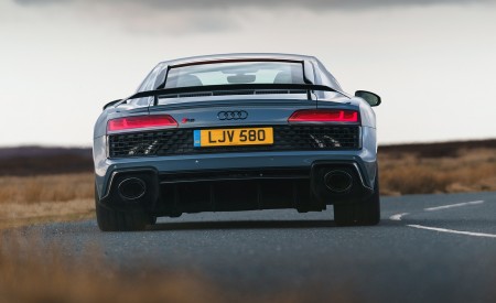 2019 Audi R8 V10 Coupe Performance quattro (UK-Spec) Rear Wallpapers 450x275 (126)