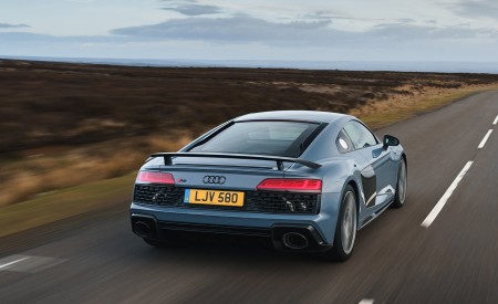 2019 Audi R8 V10 Coupe Performance quattro (UK-Spec) Rear Wallpapers 450x275 (100)