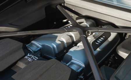 2019 Audi R8 V10 Coupe quattro (UK-Spec) Engine Wallpapers 450x275 (62)