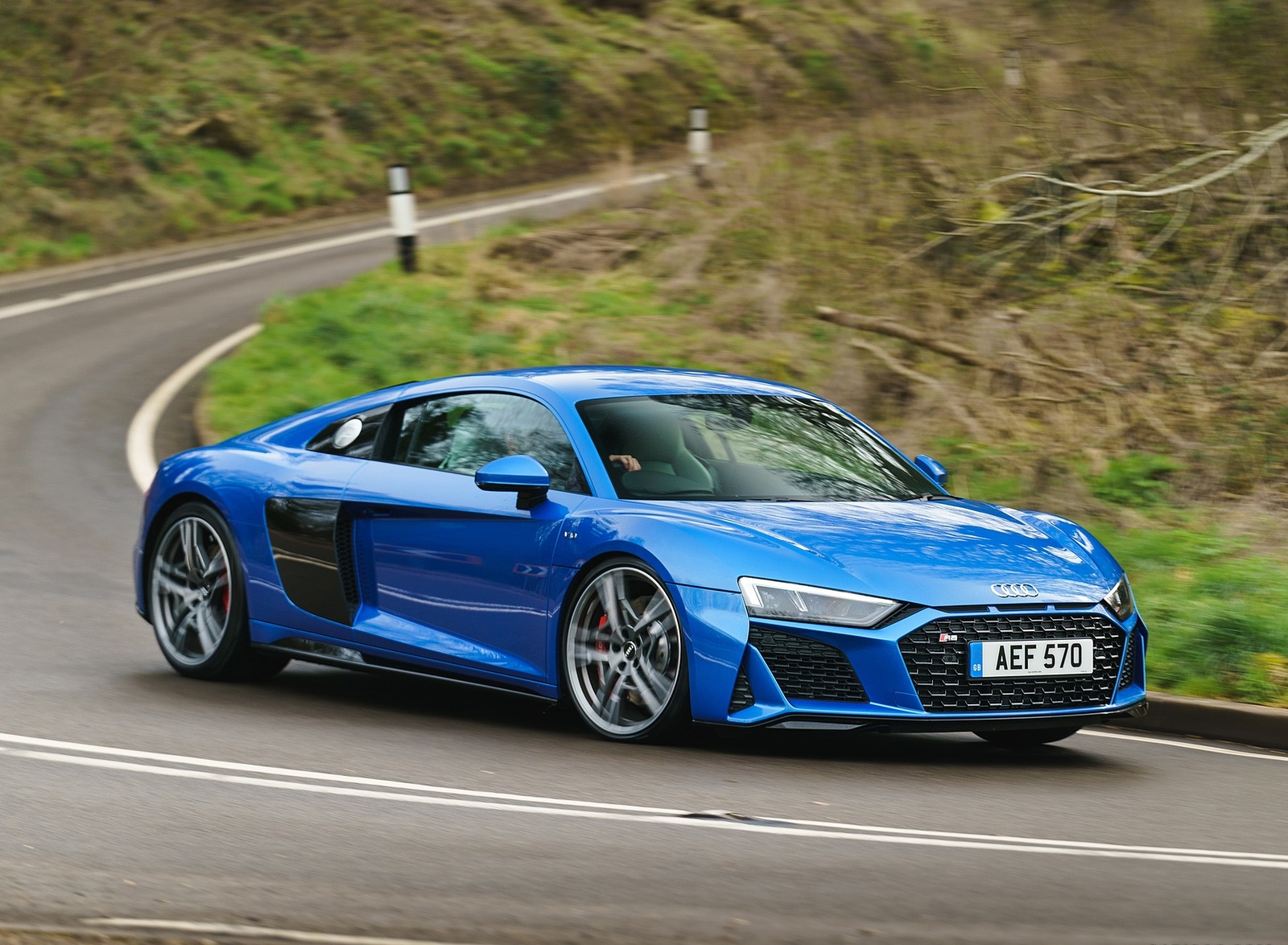 2019 Audi R8 V10 Coupe quattro (UK-Spec) Front Three-Quarter Wallpapers (7)