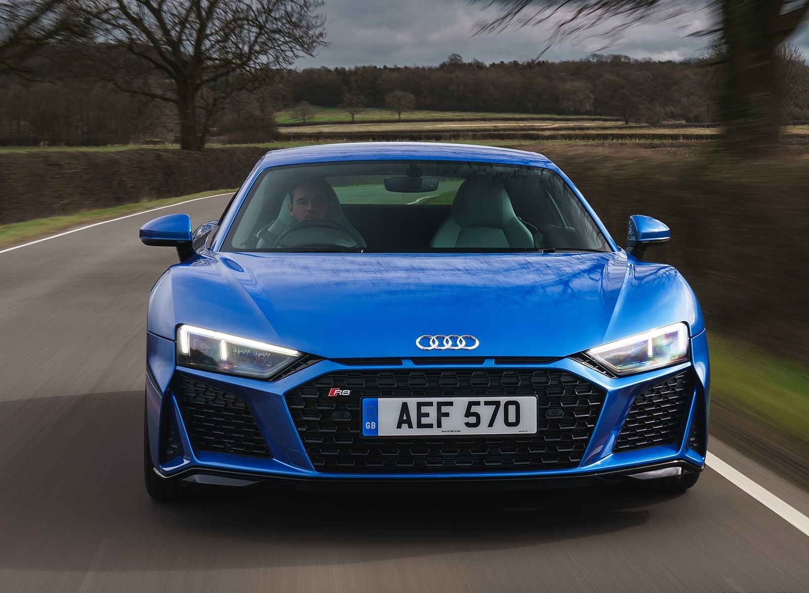2019 Audi R8 V10 Coupe quattro (UK-Spec) Front Wallpapers #30 of 199