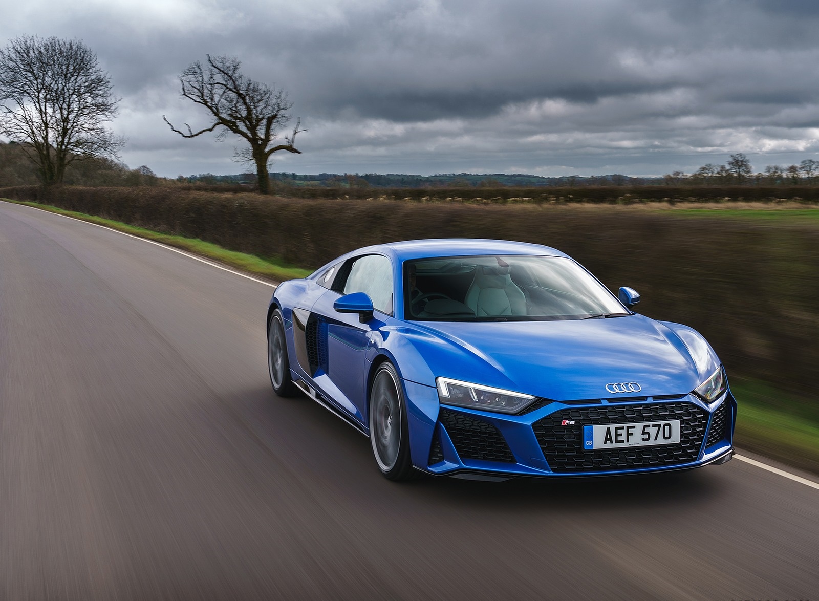 2019 Audi R8 V10 Coupe quattro (UK-Spec) Front Wallpapers #31 of 199