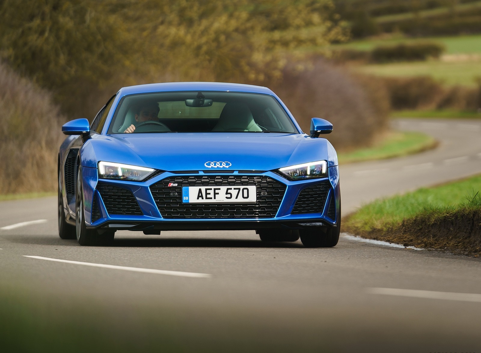 2019 Audi R8 V10 Coupe quattro (UK-Spec) Front Wallpapers #18 of 199