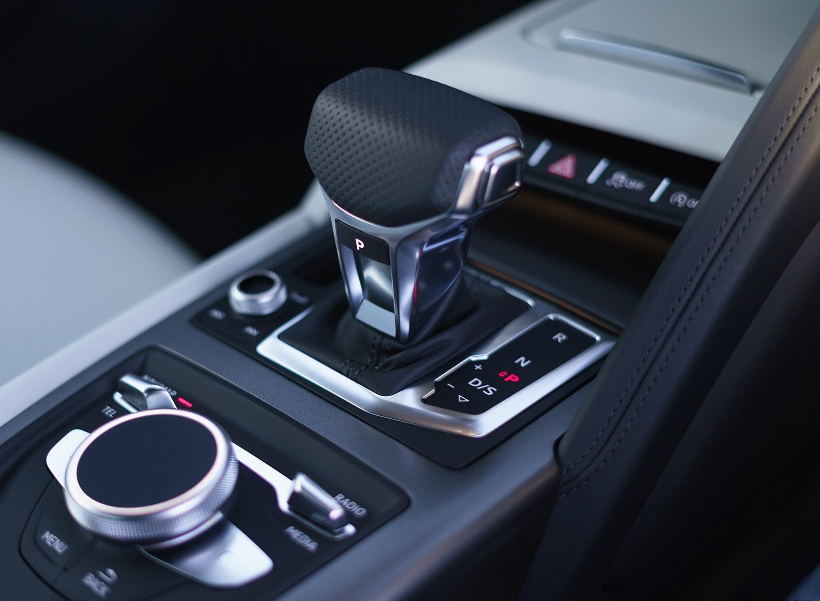 2019 Audi R8 V10 Coupe quattro (UK-Spec) Interior Detail Wallpapers #70 of 199