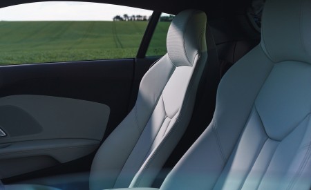 2019 Audi R8 V10 Coupe quattro (UK-Spec) Interior Seats Wallpapers 450x275 (74)