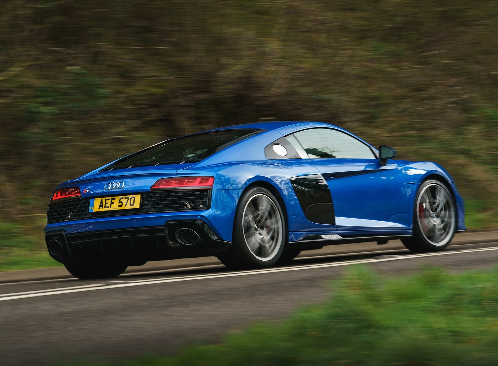 2019 Audi R8 V10 Coupe quattro (UK-Spec) Rear Three-Quarter Wallpapers (6)