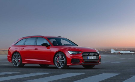 2019 Audi S6 Avant TDI (Color: Tango Red) Front Three-Quarter Wallpapers 450x275 (8)