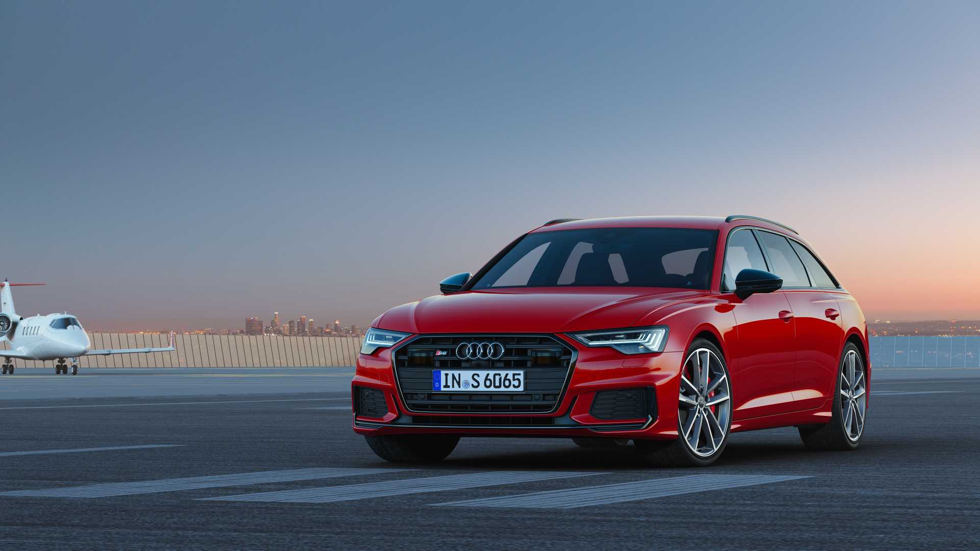 2019 Audi S6 Avant TDI (Color: Tango Red) Front Three-Quarter Wallpapers (10)