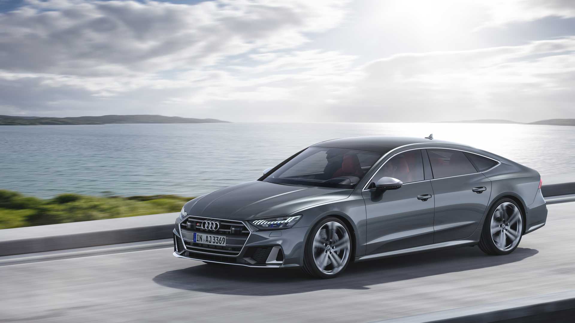 2019 Audi S7 Sportback TDI (Color: Daytona Grey) Front Three-Quarter Wallpapers #4 of 23