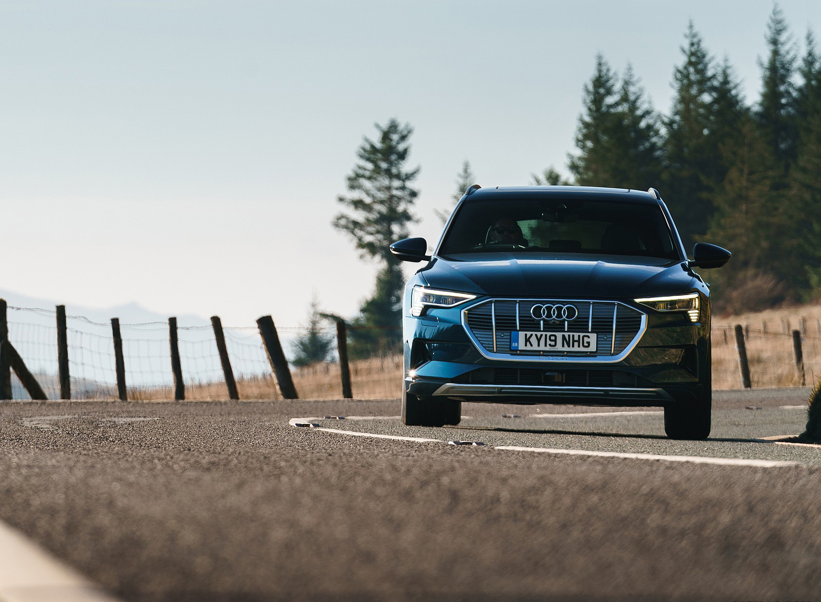 2019 Audi e-tron 55 (UK-Spec) Front Wallpapers  #31 of 156